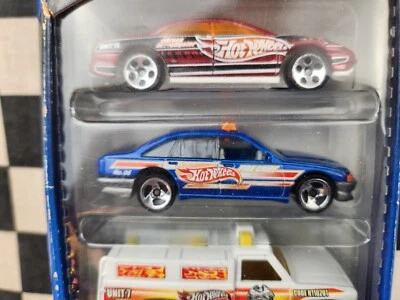 Hot Wheels VN VP Commodore Fire Chief Car in 2001 5 Pack Diecast Model Free Post - Image 1 of 4