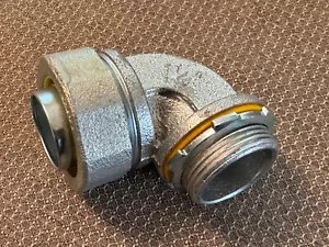 Eaton LT12590 Liquidator liquidtight 1-1/4” 90° Male Connector Non-Insulated - Picture 1 of 6