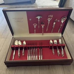 Reed & Barton Silverplate Nostalgia 1963 Pattern Vintage 56 Pieces Rose - Picture 1 of 6