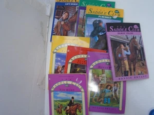 THE SADDLE CLUB BONNIE BRYANT Lot of 12 Books BAMTAM 1989  - Imagen 1 de 7
