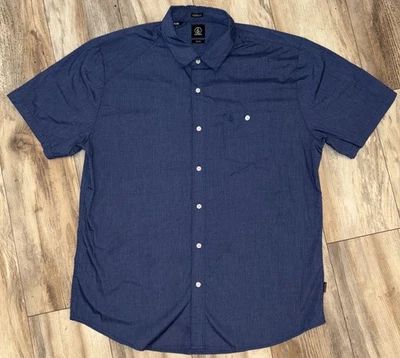 Volcom Button Down Shirt Classic Fit Men XL Logo Pocket Short Sleeve Classic - Image 1 of 4