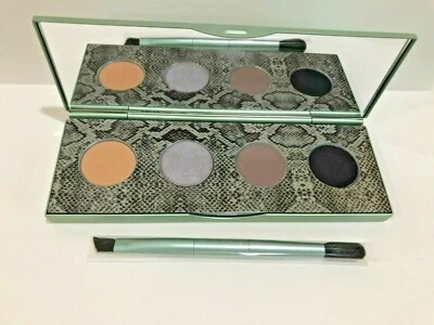 Mally   Citychick Smokey Eye Kit -  SOHO SILVER   - New no Box  with brush  - Image 1 of 4