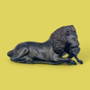 African Hand-Carved Ebony Lion with Prey Sculpture - Picture 1 of 9