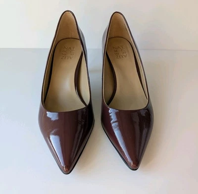 Новый Naturalizer 8,5 Вт Everly насосы Cabernet Sauvignon лакированная кожа широкие каблуки - Изображение 1 из 4