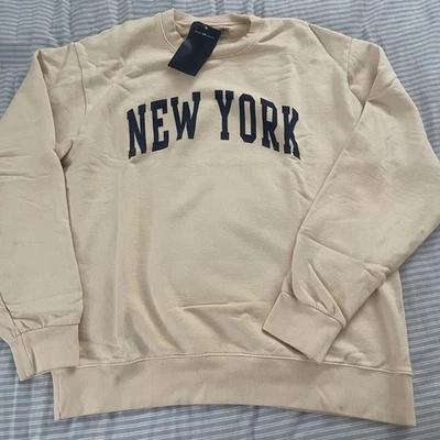 Brandy Melville New York Cuello Redondo Nuevo Con Etiquetas Foto 1 de 3