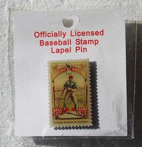 USPS Postage Stamp lapel Pin Take Me Out To The Ball Game 42 Joe Dimaggio Pin - Bild 1 von 5