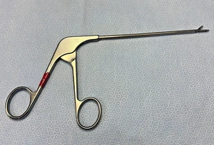 Acufex 012060 Basket Punch, Straight, 1.3mm Arthroscopy - Picture 1 of 5