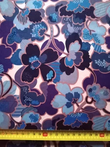 PROSPECT FLOWER B - Liberty Tana Lawn cotton approx  33 x 30 cm - Picture 1 of 3