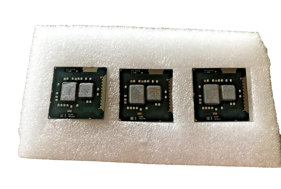 Lote de 3 CPU Intel Core i7-620M Dual-Core 4M 2.66GHz SLBTQ Socket G1 CPU Laptop Foto 1 de 1