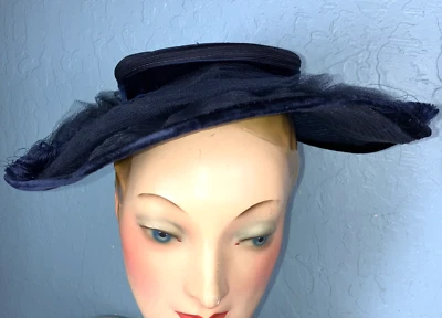 Vintage 40s Faux straw Rosette navy velvet summer hat wide brim - Image 1 of 4