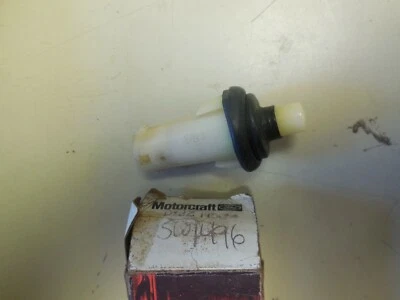 Interruptor de advertencia de apertura de puerta Ford Fairmont 1978 1979 D8BZ-14018-A nuevo en stock Foto 1 de 2