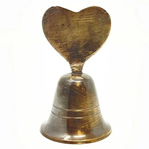 Campana de corazón, campana de latón con mango en forma de corazón, acabado antiguo vintage - Imagen 1 de 3