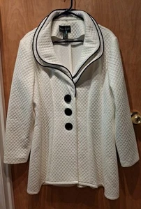 New Frank Lyman 22 White Textured Jacket Black Trim Big Buttons Ruffle Collar - Picture 1 of 5