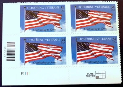 2001 HONORING VETERANS MNH Block 4 x 34¢ Stamps #3508 Armed Forces American Flag - Image 1 of 2
