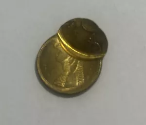 EGYPT 50 PIASTERS COIN Cleopatra 2012 ERROR COIN wrote Cancelled In Arabic . - Picture 1 of 2