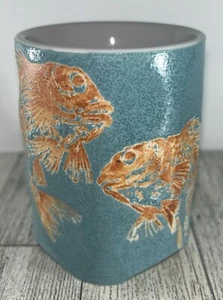 Tai Sakana Blue Mino-Yaki Yunomi Japanese Style Tea Cup Two Etched Gold Fish - Picture 1 of 6