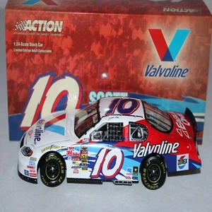 SCOTT RIGGS 2004 ACTION #10 VALVOLINE CHEVY MONTE CARLO /2,532 MADE XRARE! - Picture 1 of 9