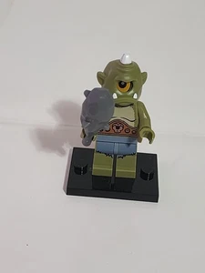 LEGO Minifigure Series 9 - Cyclops with stand & accessories - Picture 1 of 2