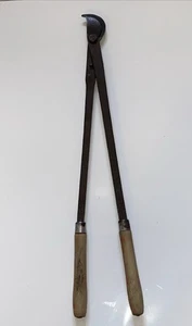 VINTAGE DISSTON #7 Lopper Pruner Hand Forged Wrought Iron Wood Handles 29" - Picture 1 of 11