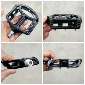 Road Mountain Bike Pedals Flat Magnesium Alloy Sealed Bearing 9/16" For MTB BMX - Picture 1 of 20