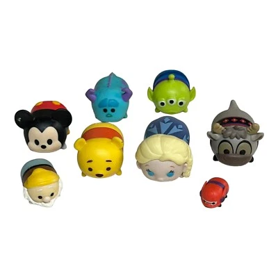 Disney Tsum Tsum 8 mini figuras de vinilo Mickey Pooh Elsa Sulley Alien Sven Baymax Foto 1 de 4