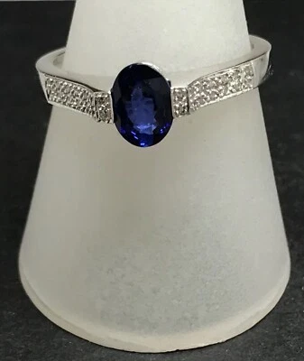 sapphire diamond ring 18ct white gold oval size P, fab colour, new. - Image 1 of 4