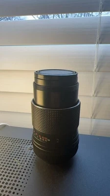 Carl Zeiss Jena Red MC Sonnar 135mm f3.5 Lens M42 - With Front & Rear Caps - Image 1 of 4