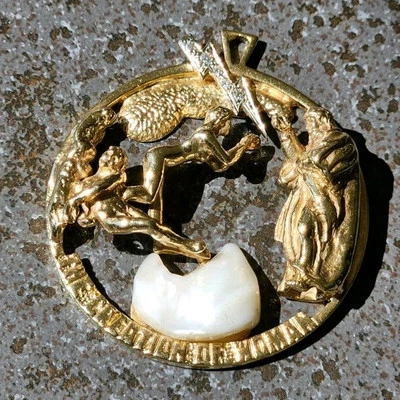 Raro/Vintage Oro Sólido "La Creación de la Mujer" Colgante Diamantes y Perla Barroca  Foto 1 de 4