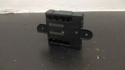 Jeep Nitro 2011 módulo de control de puerta de pasajero delantero derecho OEM 4602676AK Foto 1 de 4