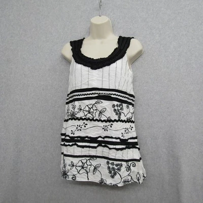 Harold's Womens Shirt Blouse Medium White Sleeveless  Pullover Casual Preppy - Image 1 of 4