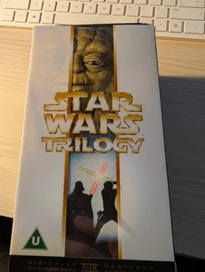 STAR WARS Trilogy VHS Videos Box Set 2000 Remastered - Picture 1 of 3