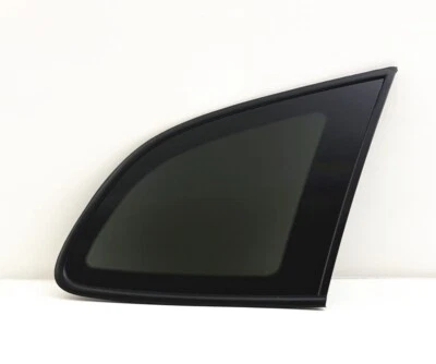 Fit 2007-2012 Hyundai Santa Fe Passenger Right Side Quarter Window Glass - Image 1 of 4