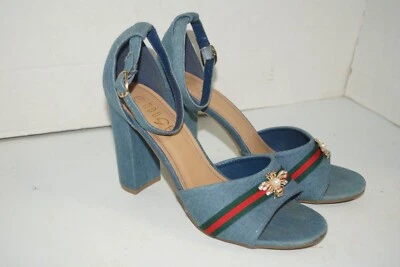 Tacones vaqueros Rouge Helio Denim cinta verde y roja con abeja dorada talla 9 Foto 1 de 4