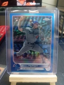 2022 Topps Chrome Update #USC114 Ryan Pepiot Blue Refractor /199 Dodgers  - Bild 1 von 2