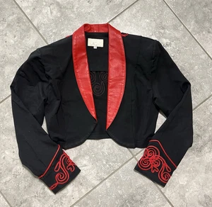 Chaqueta Bolero Recortada de Cuero Cache De Colección Frente Abierto y2k Negra Roja Bordada L - Imagen 1 de 20
