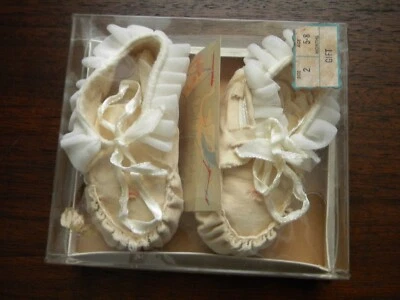 Mocasines de bebé NOS nunca usados en caja de regalo 5-8 meses, talla 2 Foto 1 de 4