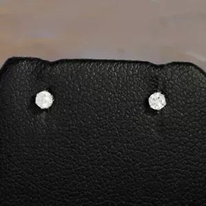 Wert 290 € Brillant Ohrstecker (0,12 carat) 750 18 Karat Weiß Gold - Bild 1 von 8