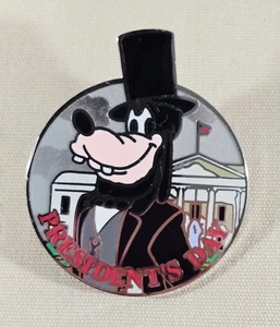 Disney Pin Goofy as Abraham Lincoln White House Presidents Day 2007 Authentic - Bild 1 von 2