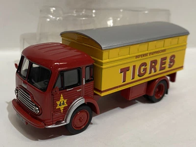 Simca TIGRES 1:64 camion CIRCO PINDER auto - Immagine 1 di 4