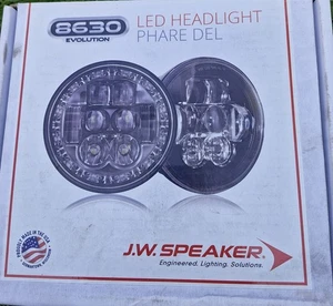 J.W. Speaker 0549911 5.75 Zoll LED Scheinwerfer Round High and Low Beam , RHT - Bild 1 von 6