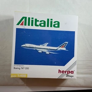 Herpa 560283 1:400 Diecast Airliner Alitalia Boeing 747-200 - Picture 1 of 1