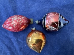 VTG LOT 3 CHRISTMAS ornaments Made in the US of A HAND BLOWN TEAR DROP - Picture 1 of 8