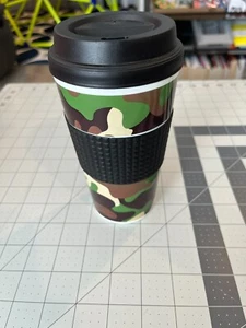 Brand New 16 oz Hot or Cold Travel Mug w/ Lid-Camo Print - Picture 1 of 10