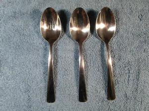3 Lot China AA12 Oneida Serving Spoons 160-66A - Picture 1 of 10