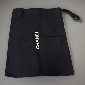Chanel schwarzer Staubbeutel Größe 9,75”x13,5” 100 % authentisch (0859) - Bild 1 von 5