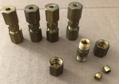 Lot of (5) PARKER Brass 62C-2 1/8" Tube/Tubing Union Compression Fittings NEW - Image 1 of 3