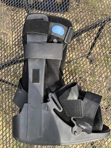 MD Medical Boot Ankle Foot Brace Ortho Boot For Healing EUC-shed2 LG - Picture 1 of 10