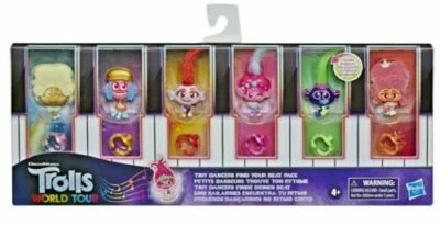TROLLS WORLD TOUR Tiny Dancers Find Your Beat Pack- 6 Figures & 6 Rings NIB  - Image 1 of 2