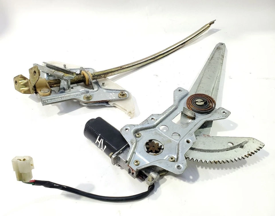 Regulador de ventana derecha Conquest Chrysler 1985 1989 fabricante de equipos originales con rodillo de poste guía Foto 1 de 4