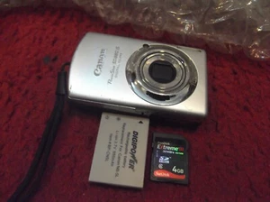 Canon PowerShot SD 880 IS Digital ELPH 10.0MP 4x Digital Camera - Silver - Picture 1 of 15